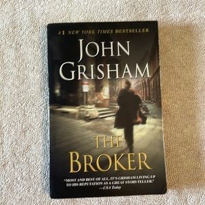 🌈2/$8  The Broker